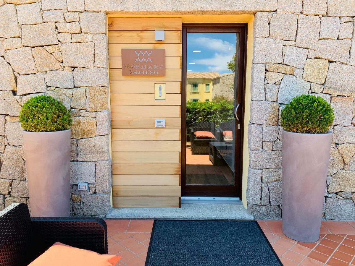 Relais Del Borgo- Domo Hotell Porto San Paolo  Exteriör bild